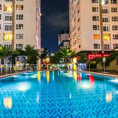Teddy Apartment At Sky Center Luxury Ho Chi Minh City Bagian luar foto