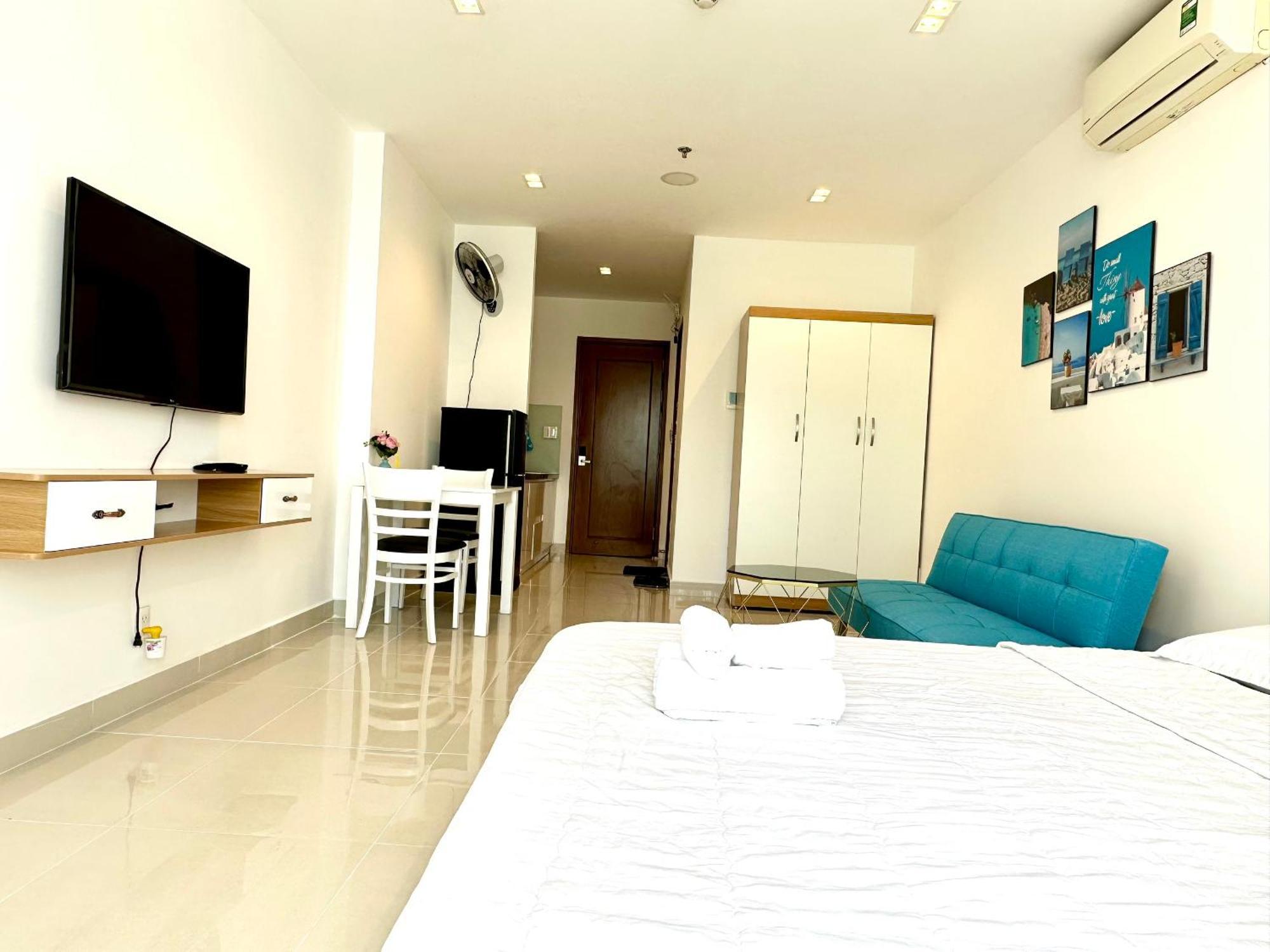 Teddy Apartment At Sky Center Luxury Ho Chi Minh City Bagian luar foto