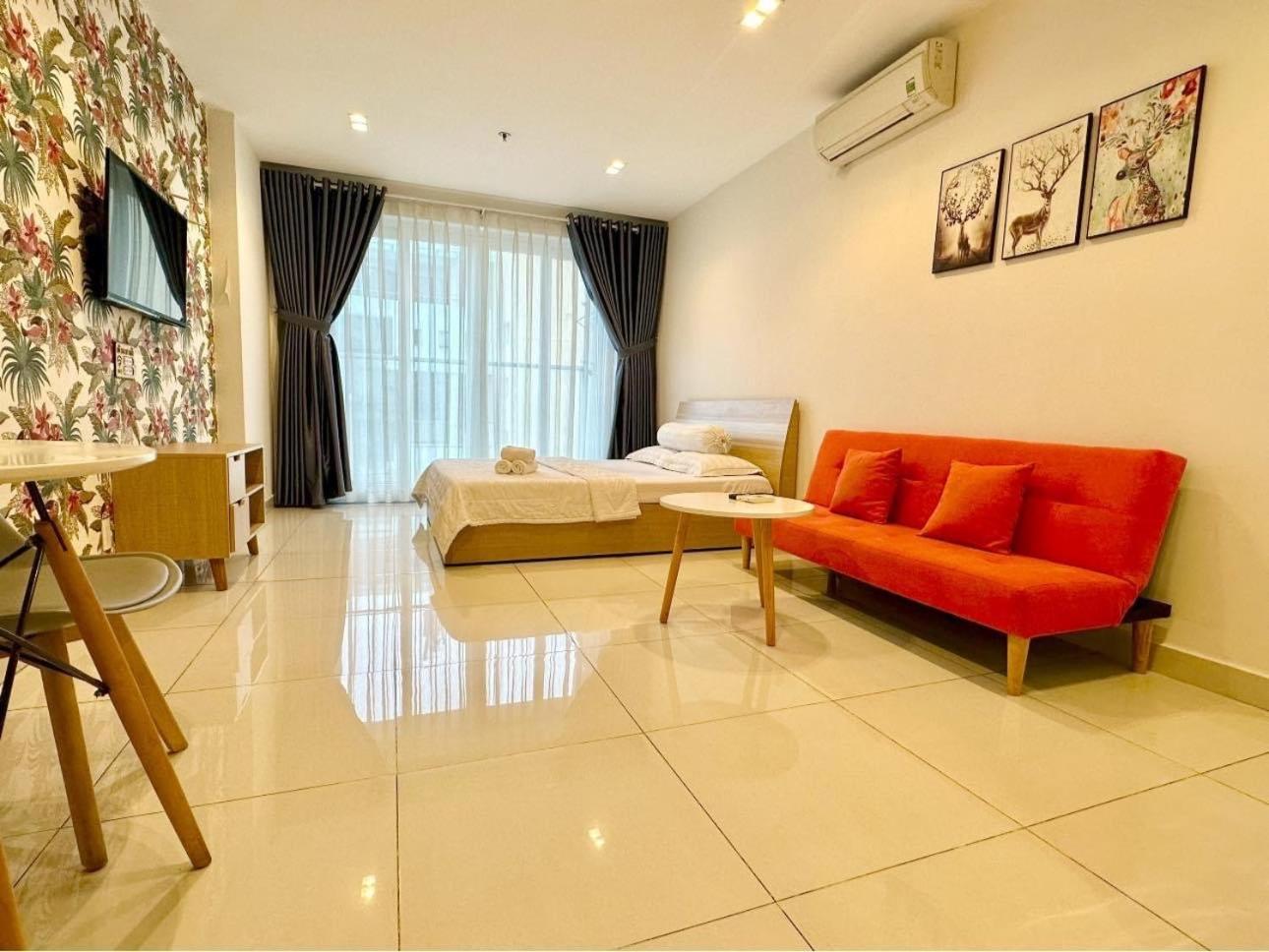 Teddy Apartment At Sky Center Luxury Ho Chi Minh City Bagian luar foto