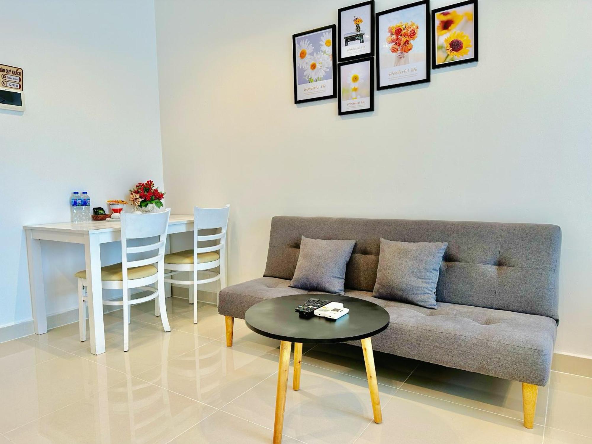 Teddy Apartment At Sky Center Luxury Ho Chi Minh City Bagian luar foto