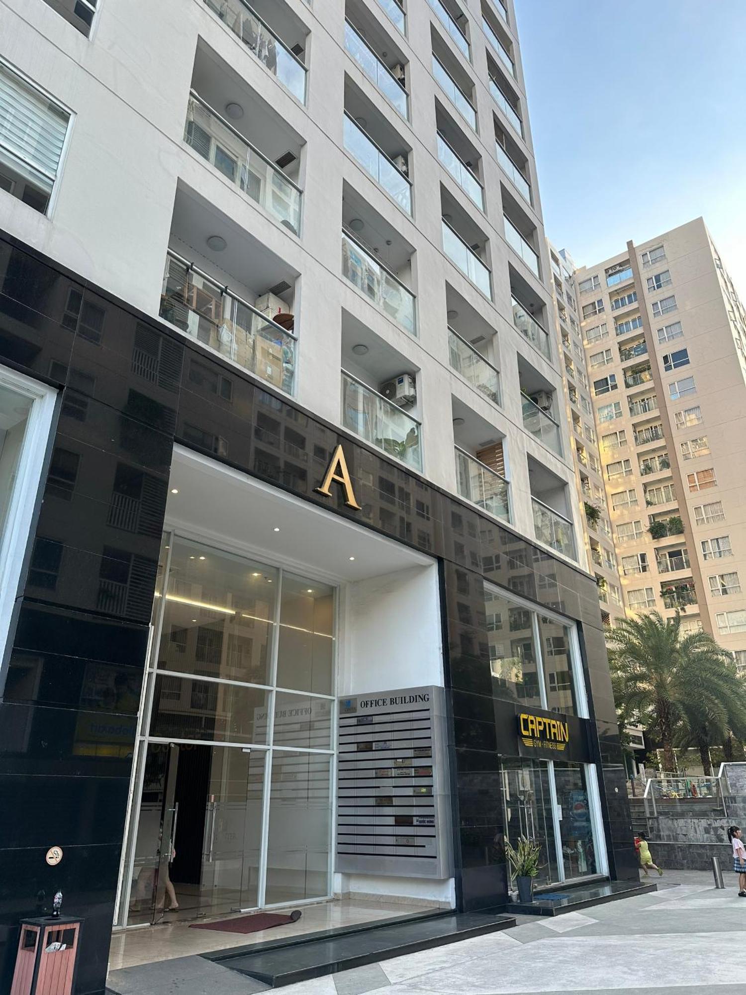 Teddy Apartment At Sky Center Luxury Ho Chi Minh City Bagian luar foto