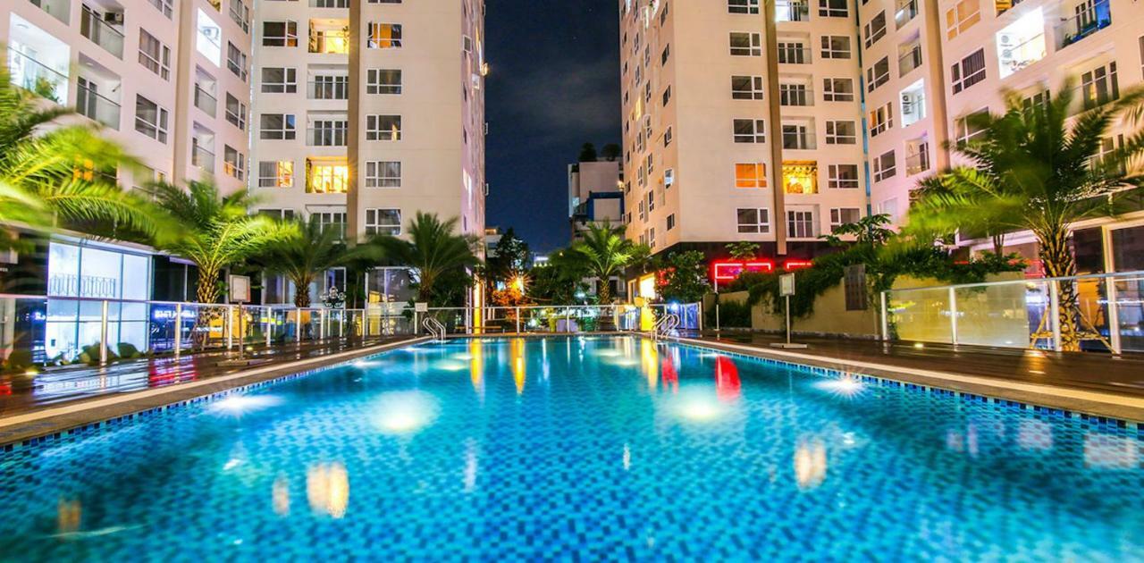 Teddy Apartment At Sky Center Luxury Ho Chi Minh City Bagian luar foto